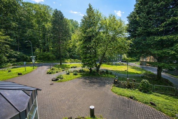 Foto van Bendorf Hotel by Belvilla Tweepersoonskamer - Vakantiehuis in Bendorf - ViewFromHotelSummer