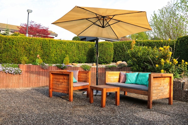 Foto van Rustige bungalow aan de Hennesee met terras - Vakantiehuis in Meschede-Hennesee - TerraceBalcony