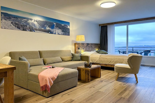 Foto van Modern appartement met balkon op de avonturenberg Kappe - LivingRoom