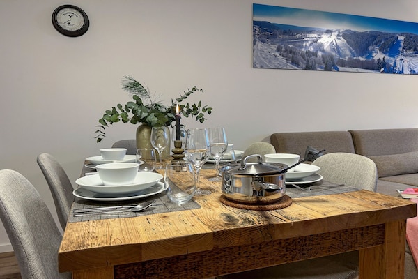 Foto van Modern appartement met balkon op de avonturenberg Kappe - DiningRoom