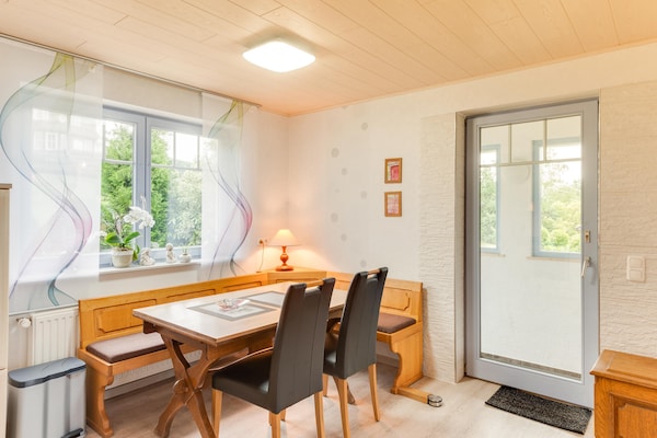 Foto van Charmantes Feriendomizil in Medebach - Vakantiehuis in Medebach - DiningRoom