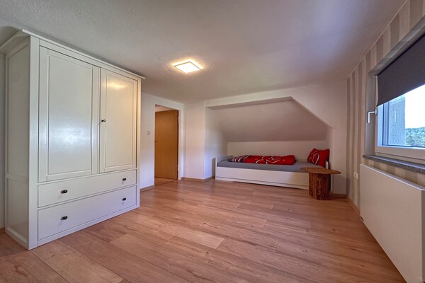 Foto van Vrijstaande woning met oven, terras en tuin - Vakantiehuis in Stadlern - BedRoom