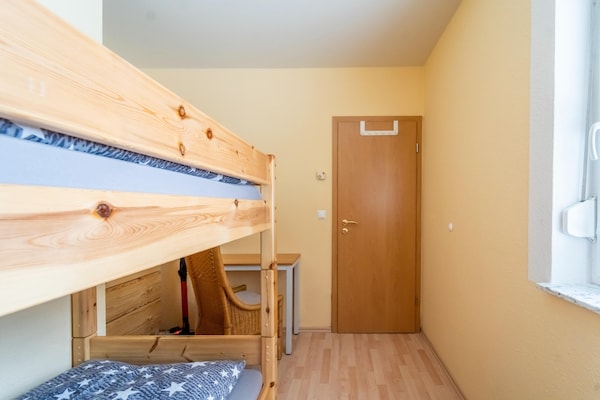 Foto van Vakantiehuis in Suhl bij het Thüringer Woud - Vakantiehuis in Suhl - BedRoom