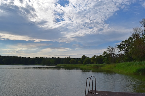 Foto van Vakantieappartement met eigen toegang tot het meer en een aanlegsteiger. - AreaSummer1KM
