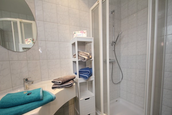Foto van Rijtjeshuis aan de Groß Labenzer See, Klein Labenz - BathRoom