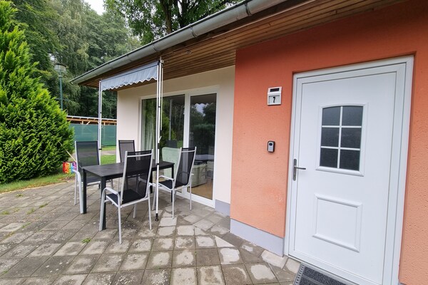 Foto van Rijtjeshuis aan de Groß Labenzer See, Klein Labenz - TerraceBalcony