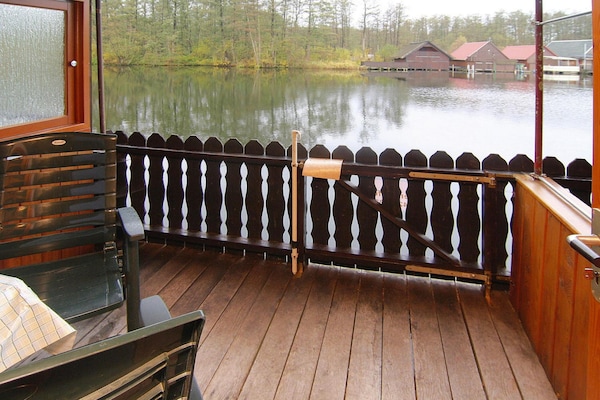 Foto van Boothuis in Mirow met overdekt terras - Vakantiehuis in Mirow - TerraceBalcony