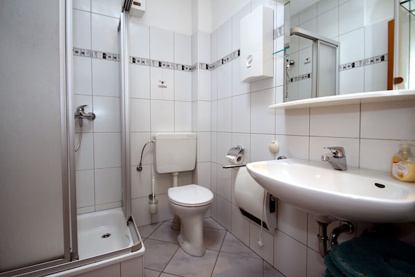 Foto van Bungalow, Dornumersiel - Vakantiehuis in Dornumersiel - BathRoom