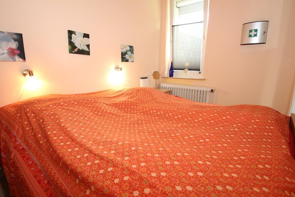 Foto van Bungalow in Berumbur, het strand van Norddeich - Vakantiehuis in Berumbur - BedRoom