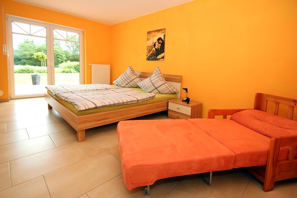 Foto van Appartementenhuis aan de Kiessee, Westerholt - Vakantiehuis in Westerholt - BedRoom