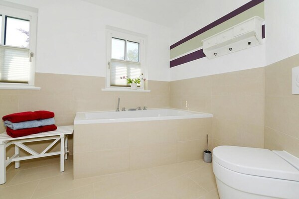 Foto van Vakantieappartement in Wyk auf Föhr - Vakantiehuis in Wyk auf Föhr - BathRoom