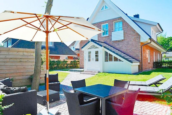 Foto van Vakantieappartement in Wyk auf Föhr - Vakantiehuis in Wyk auf Föhr - ExteriorSummer