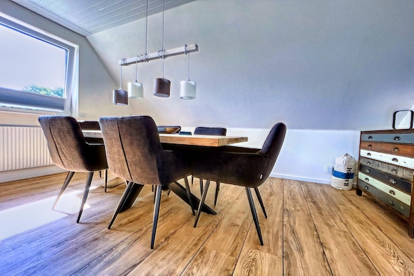 Foto van Vakantieappartement in Wyk-Boldixum op Föhr - Vakantiehuis in Wyk-Boldixum - DiningRoom