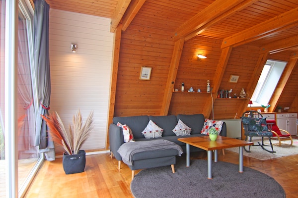 Foto van Gezellig vakantiehuis aan de Oostzee in Damp - Vakantiehuis in Damp - LivingRoom