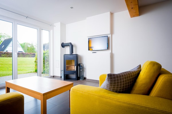 Foto van Rijtjeshuis in de badplaats Dampland aan de Oostzee - LivingRoom