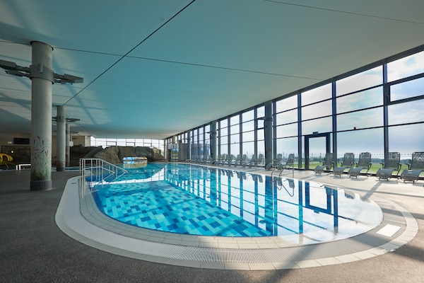 Foto van Rijtjeshuis in de badplaats Dampland aan de Oostzee - Pool