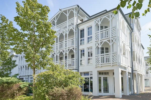 Foto van Vakantieappartementen in Seepark Sellin - Vakantiehuis in Sellin - ExteriorSummer