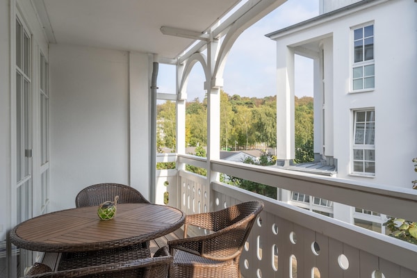 Foto van Comfortabel vakantieappartement in Seepark Sellin - Vakantiehuis in Sellin - TerraceBalcony