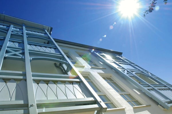 Foto van Comfortabel vakantieappartement in Seepark Sellin - Vakantiehuis in Sellin - ExteriorSummer