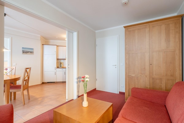 Foto van Comfortabel vakantieappartement in Seepark Sellin - Vakantiehuis in Sellin - LivingRoom