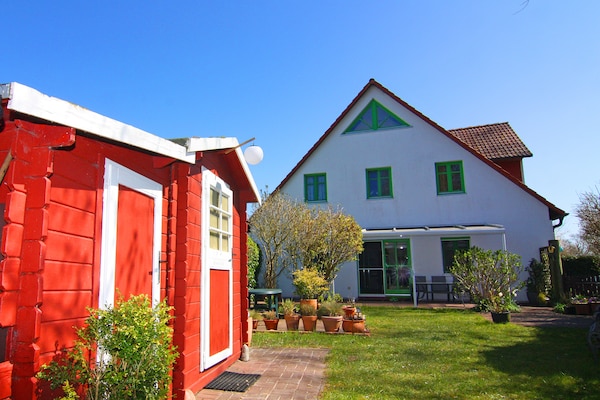 Foto van Appartementenhuis Kranichblick, Breege - Vakantiehuis in Breege - GardenSummer