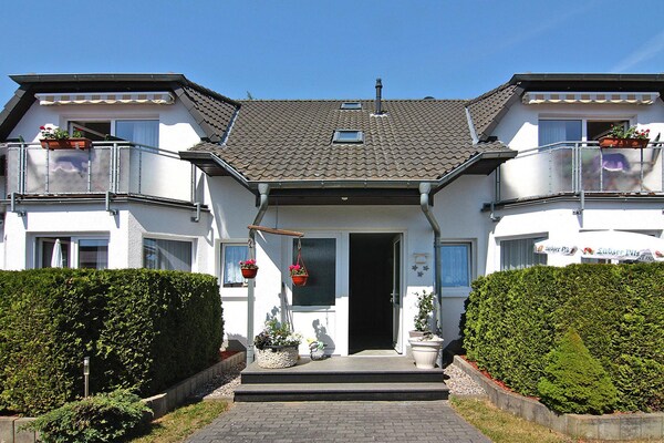 Foto van Appartementenhuis Nicole, Zinnowitz - Vakantiehuis in Zinnowitz - ExteriorSummer