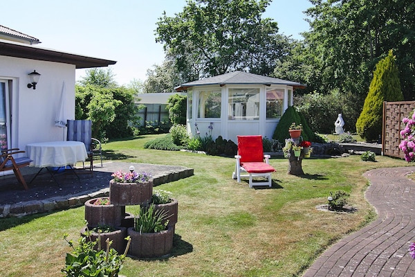 Foto van Appartementenhuis Nicole, Zinnowitz - Vakantiehuis in Zinnowitz - ExteriorSummer