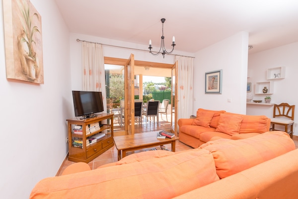 Foto van Huis in Alcúdia bij Puerto Strand - Vakantiehuis in Port D'alcúdia, Illes Balears - LivingRoom