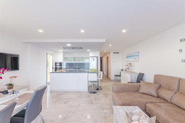 Foto van Kustontsnapping op Mallorca - Vakantiehuis in Port D'alcúdia, Illes Balears - LivingRoom