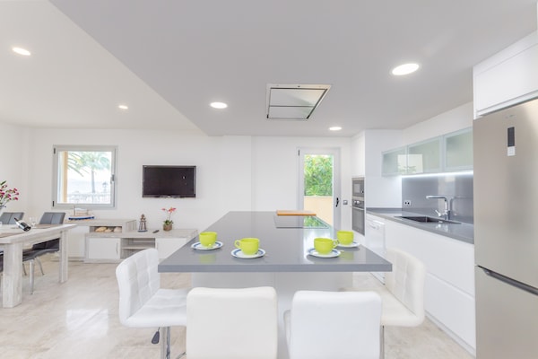 Foto van Kustontsnapping op Mallorca - Vakantiehuis in Port D'alcúdia, Illes Balears - DiningRoom