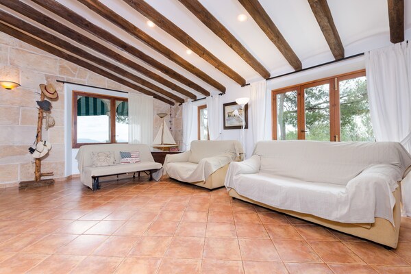 Foto van Rustige ontsnapping met zwembad - Vakantiehuis in Inca, Illes Balears - ExteriorSummer