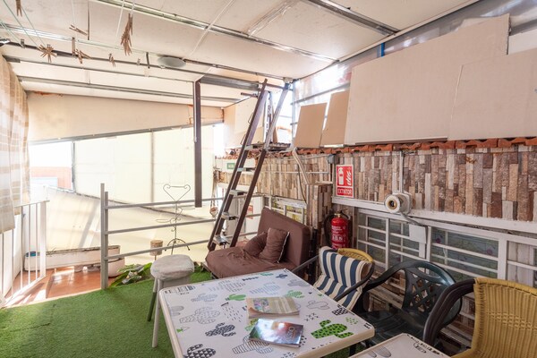 Foto van Gezinswoning met solarium - Vakantiehuis in San Sebastián de los Reyes - TerraceBalcony