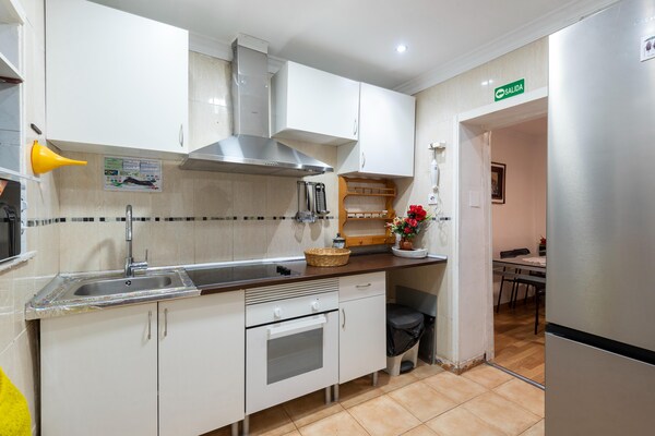 Foto van Gezinswoning met solarium - Vakantiehuis in San Sebastián de los Reyes - Kitchen