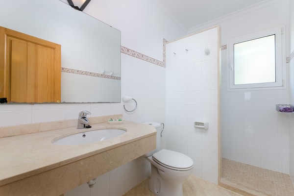 Foto van Appartement in Cala Mandia met zeezicht - Vakantiehuis in Cala Mandia (manacor), Illes Balears - ExteriorSummer