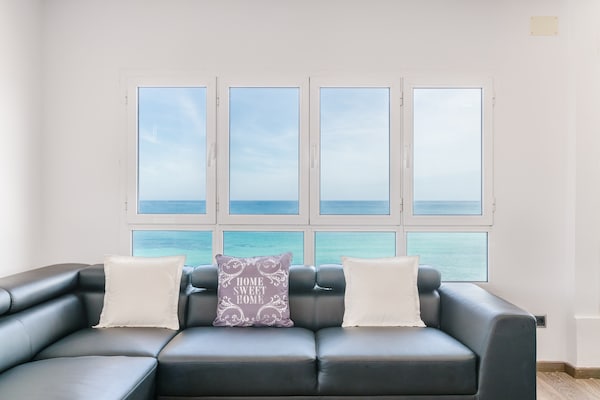 Foto van Appartement in Can Picafort bij het Strand - Vakantiehuis in Can Picafort, Illes Balears - LivingRoom