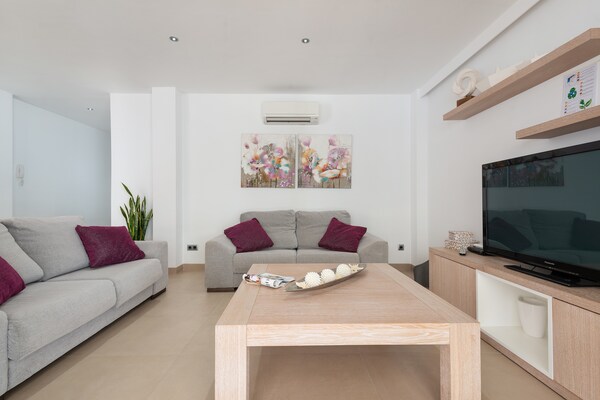 Foto van Terrasverblijf aan zee - Vakantiehuis in Can Picafort, Illes Balears - ExteriorSummer