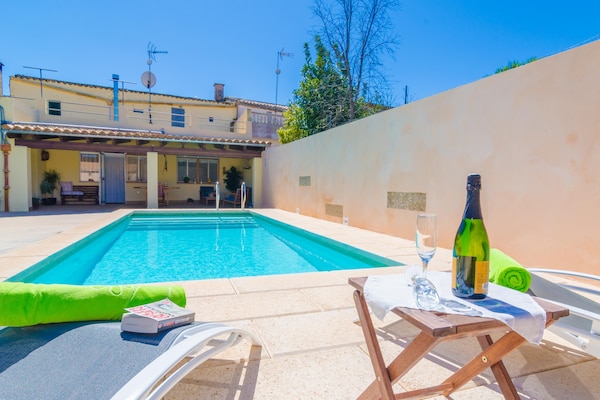 Foto van Charmante villa met zwembad - Vakantiehuis in Ariany, Illes Balears - PoolOfHouse