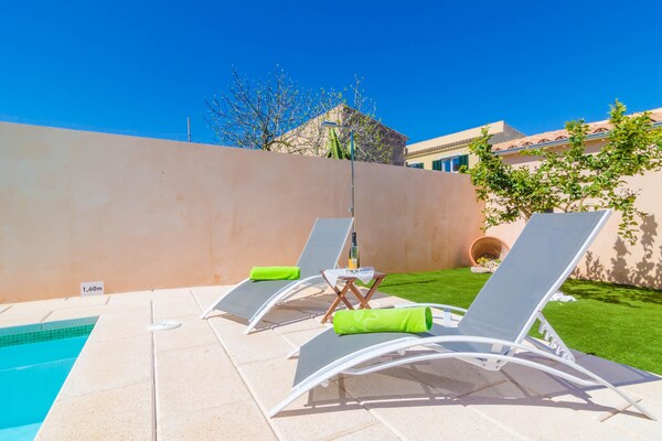 Foto van Charmante villa met zwembad - Vakantiehuis in Ariany, Illes Balears - PoolOfHouse