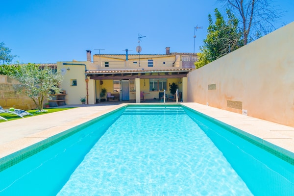 Foto van Charmante villa met zwembad - Vakantiehuis in Ariany, Illes Balears - PoolOfHouse