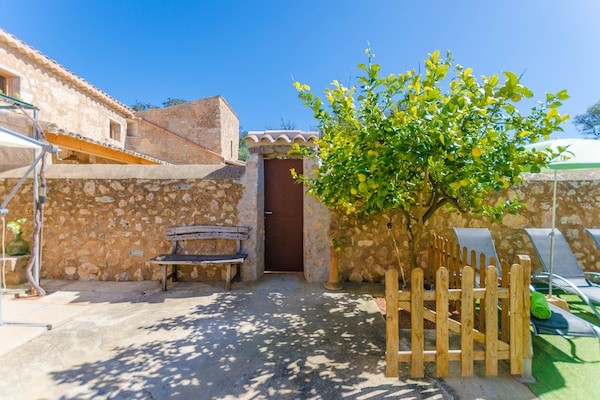 Foto van Villa in Costitx met zwembad en uitzicht - Vakantiehuis in Costitx, Illes Balears - HallReception