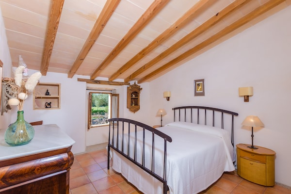 Foto van Villa in Costitx met zwembad en uitzicht - Vakantiehuis in Costitx, Illes Balears - BedRoom