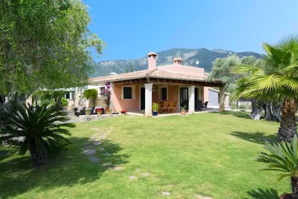 Foto van Rustieke charmevilla met zwembad - Vakantiehuis in Binibona (selva), Illes Balears - GardenSummer