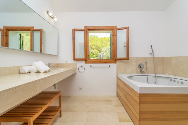 Foto van Elegante villa met privézwembad - Vakantiehuis in Pollença, Illes Balears - 