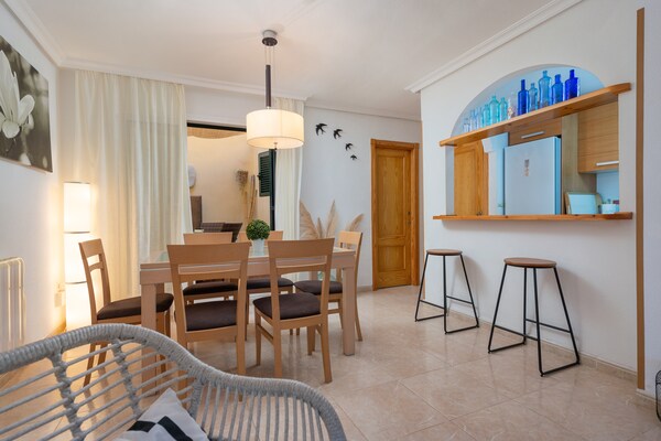 Foto van Kustverblijf, Cales de Mallorca - Vakantiehuis in Cales De Mallorca, Illes Balears - DiningRoom