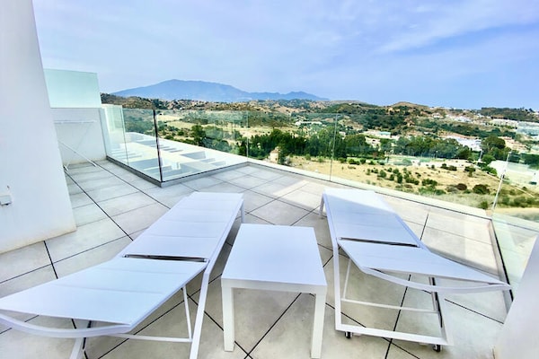 Foto van Appartement in La Cala met uitzicht op zee - Vakantiehuis in  - Untagged