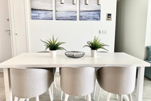 Foto van Appartement in La Cala met uitzicht op zee - Vakantiehuis in  - Untagged