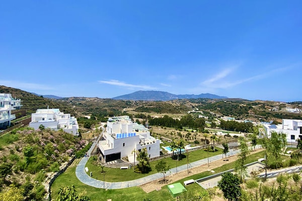 Foto van Appartement in La Cala met uitzicht op zee - Vakantiehuis in  - Untagged
