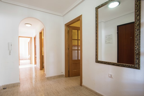 Foto van Modern vakantiehuis met privé zwembad - Vakantiehuis in Benidorm - HallReception