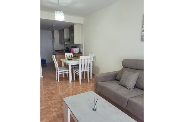 Foto van Appartement met zwembad nabij de kust van Almería - LivingRoom
