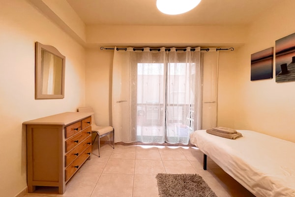 Foto van Appartement bij strand met zwembaden en jacuzzi - Vakantiehuis in Vera Playa - BedRoom